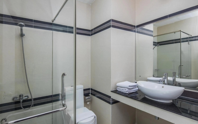 Altos Hotel