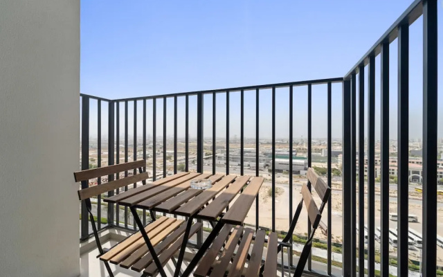 Silkhaus Cozy 2 BR Full Amenities