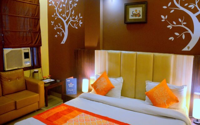 OYO 2046 President Hotel