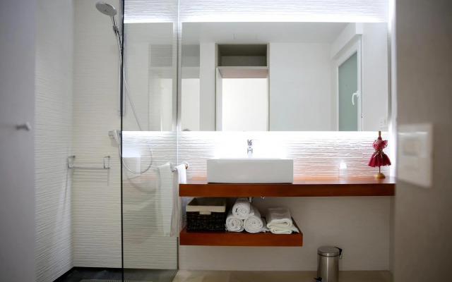 Casa rural con piscina Viña de Millan