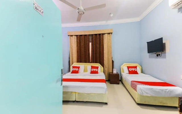 Super OYO 110 Ras Al Hadd Guest House