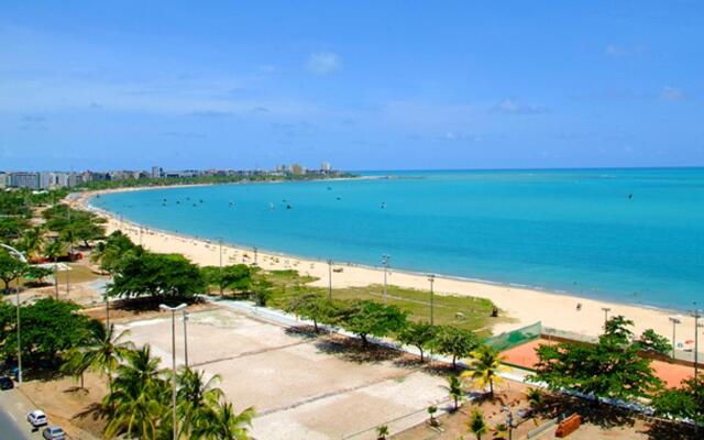 Pajuçara Praia Hotel