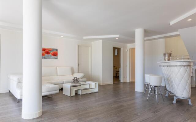 Rn-f244-debe16at - Villa Mandara 8 2