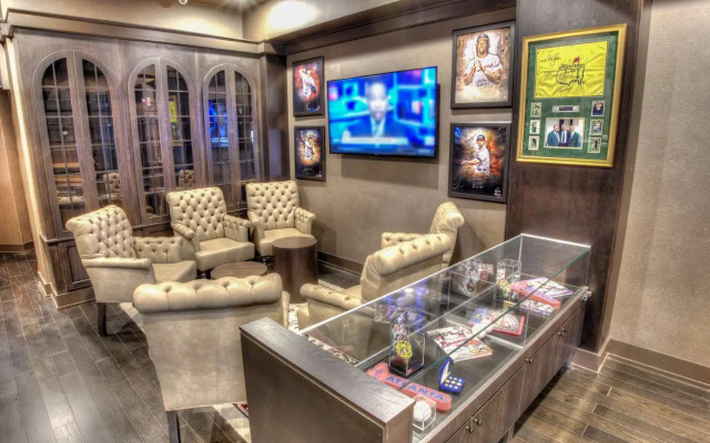 Doubletree Suites by Hilton at The Battery Atlanta