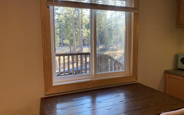 Cinnamon Bear Inn