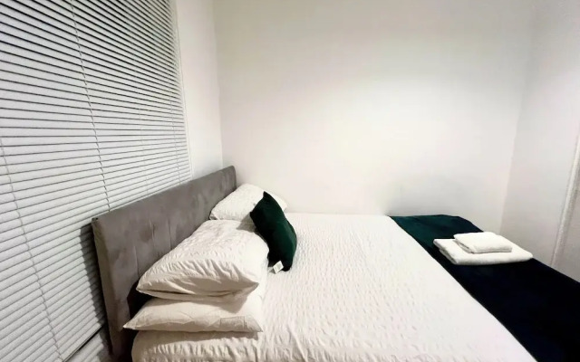 The Coral Guest House Fratton