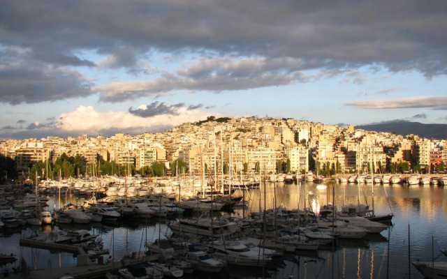 Piraeus Seaview Elegant Apartments