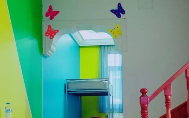 Eroz Hostel Old City