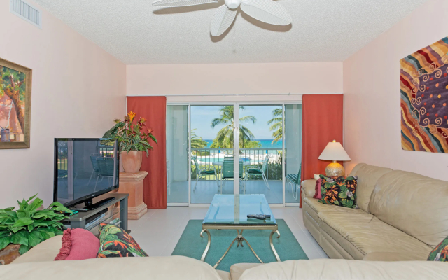 The Grandview Condos on Seven Mile Beach