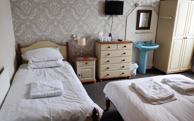 OYO Elnor Guest House