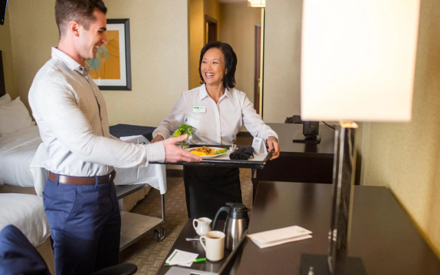 Holiday Inn Columbus by IHG
