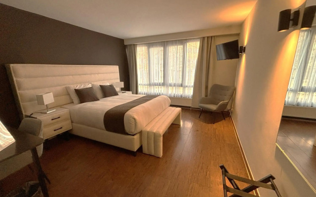 Escale Hotel