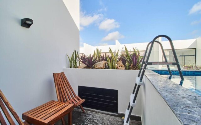 Modern and Boho 1BD/1 BR + Private Plunge Pool