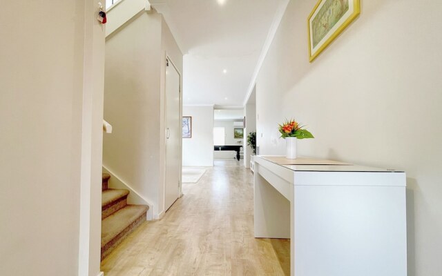 Saltwater Coast House by GoodLive