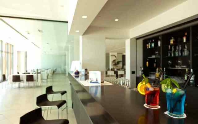 Inn Naples Airport