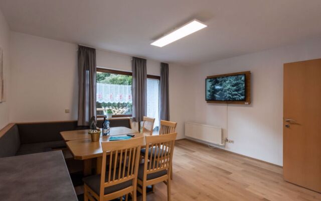 Alpenchalets (ZSE204)