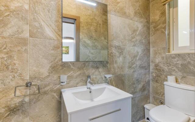 Stunning Apartment with pool-Hosted by Sweetstay