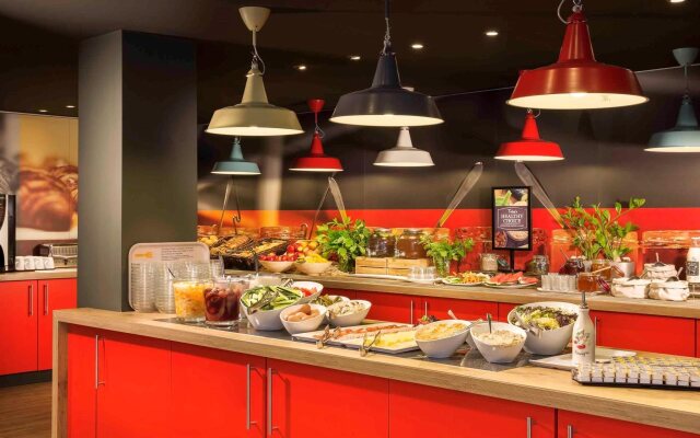 ibis Budapest Heroes Square