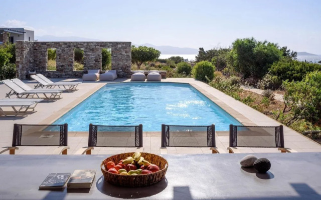 Antiparos Luxury Villas