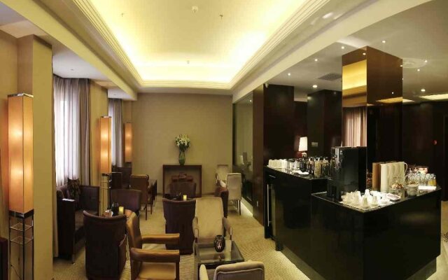 Shijiazhuang International Building Hotel