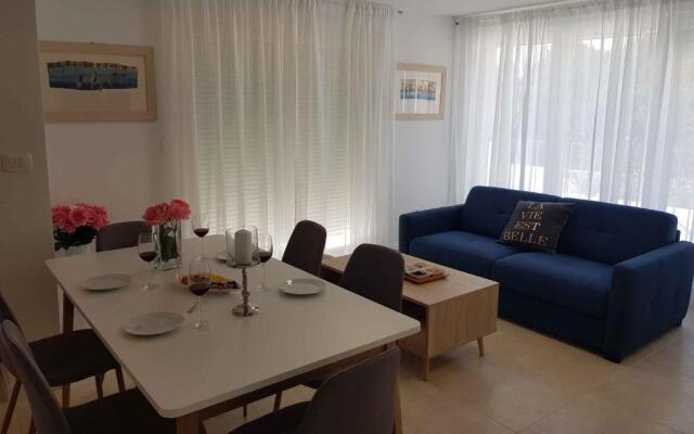 Holiday home in Rogoznica 39566