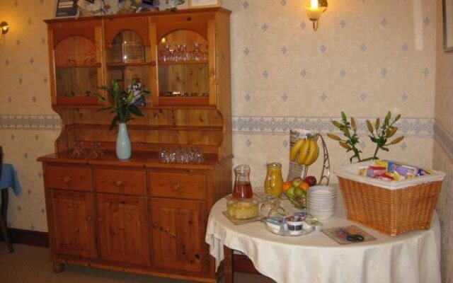 Ashmount Hotel