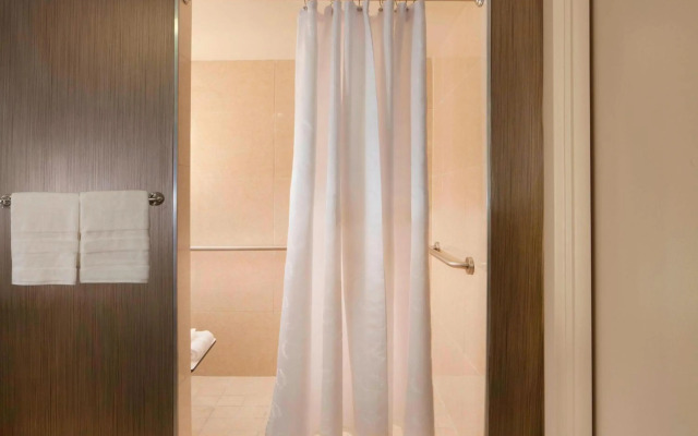 Sheraton DFW Airport Hotel