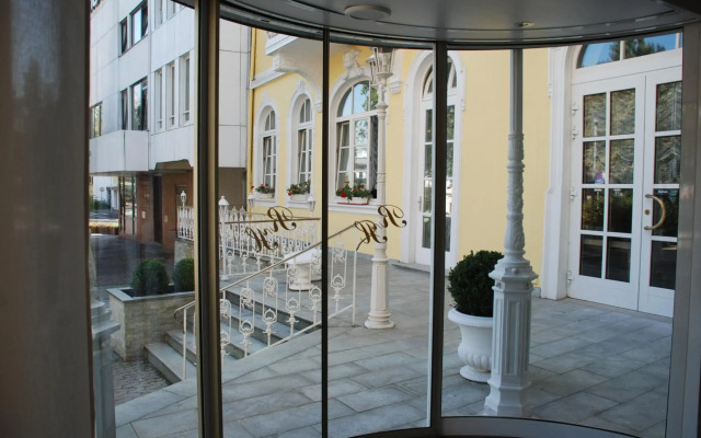 Hotel Rheinischer Hof