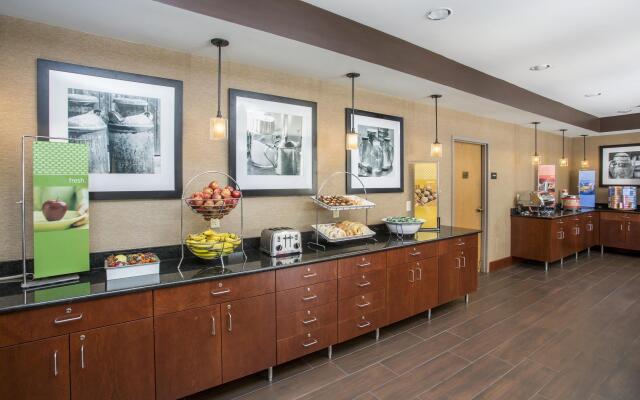 Hampton Inn Wichita-East