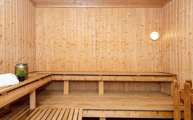 8 Person Holiday Home on a Holiday Park