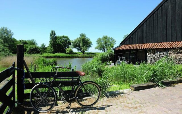 Romantic Holiday Home With Plenty of Cycling and Walking Possibilities