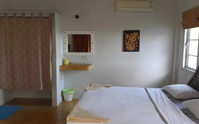 Jinta Beach Bungalow