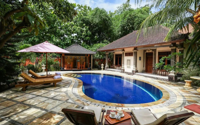 Villa Maryadi