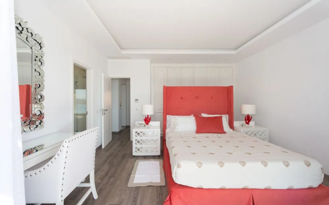 Plaka Sea Front Residence
