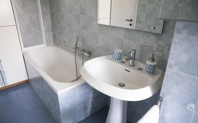 Alessia's Flat - Bright and Spacious
