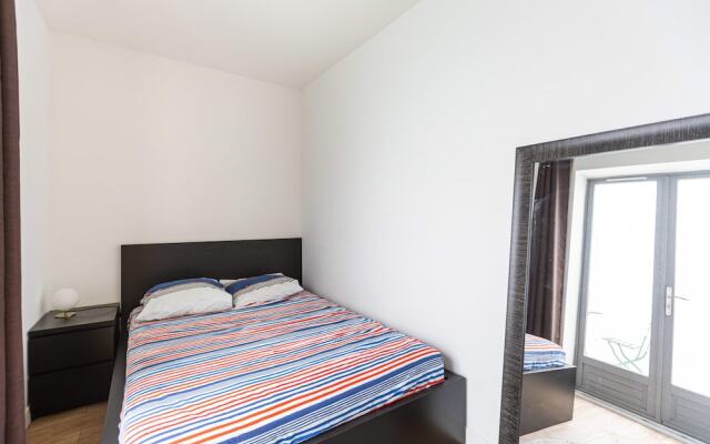 Charming Flat Near Place de la Victoire