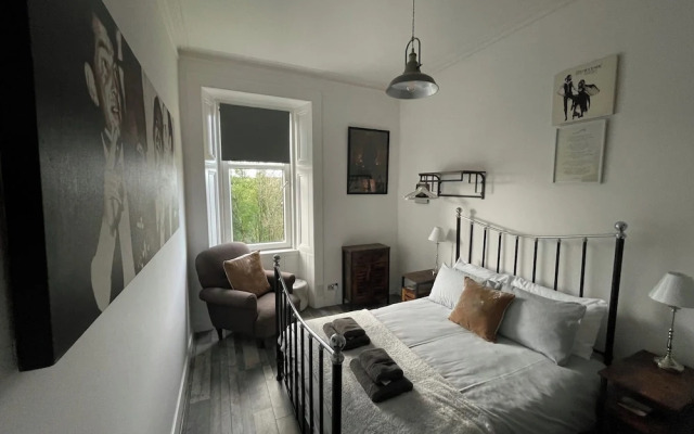 6 Guests - 3 Bedrooms - Sea View - Pet Friendly