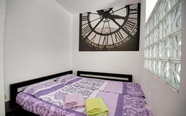 Sekula's City Center Apartment