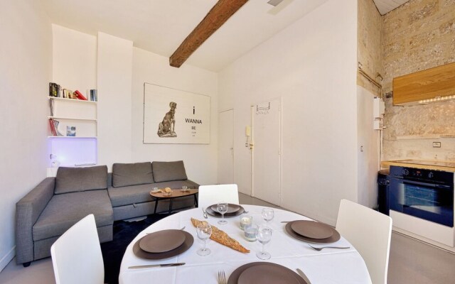 Cute Apartment in Heart of City