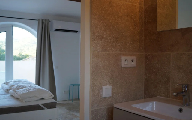 Beautiful House With Dishwasher Near the Popular St. Maxime