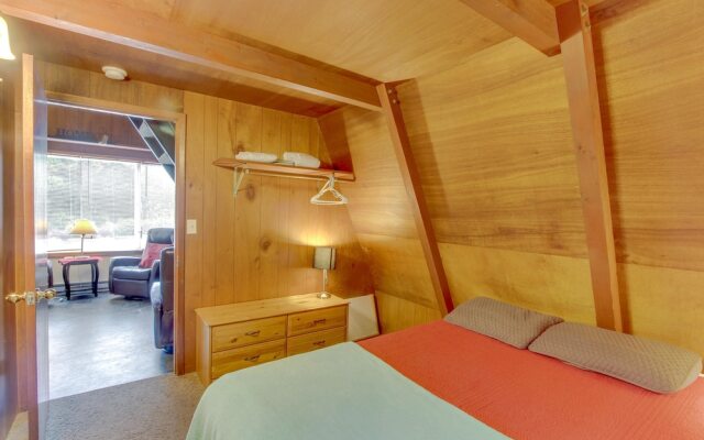 Alpine Chalet 6 Half Loft