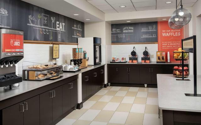 Hampton Inn Lenoir City