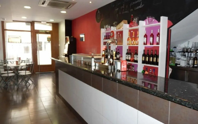 Hostal Catalina de Austria