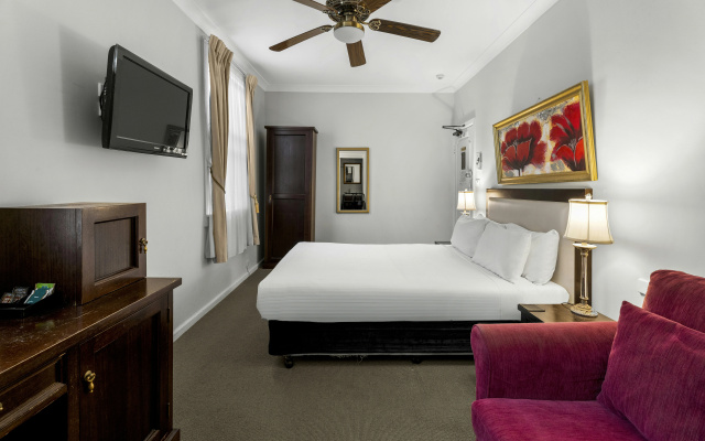 Metropole Katoomba – Guest Rooms – Sydney