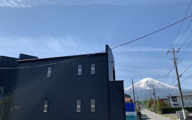 enico.Mt.Fuji smile