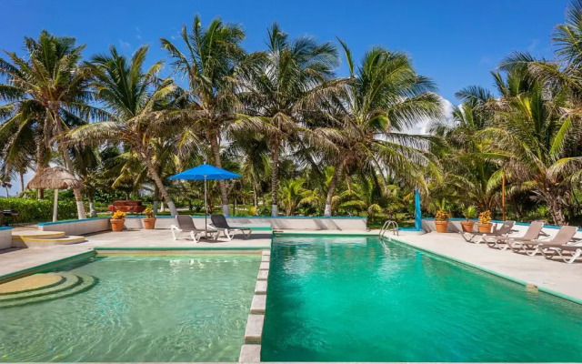 Hotel Caleta Tankah