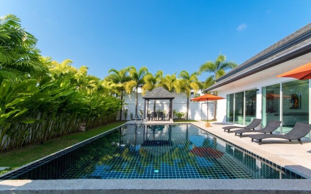 Kamala Contemporary 3 Bedrooms Pool Villa