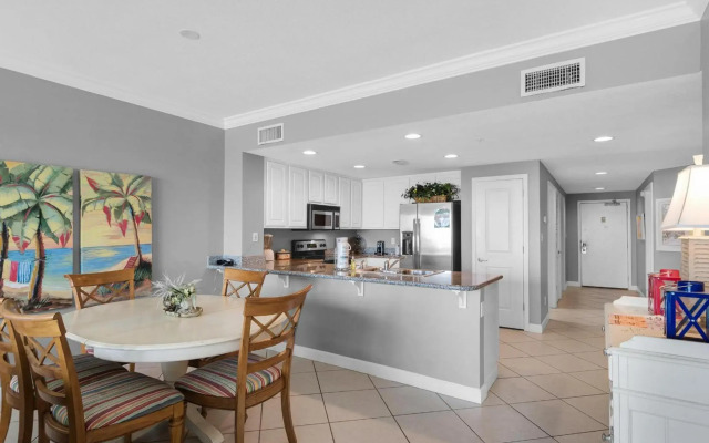 Grandview East 903