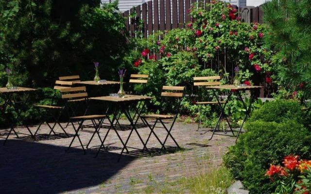 Villand Hotel