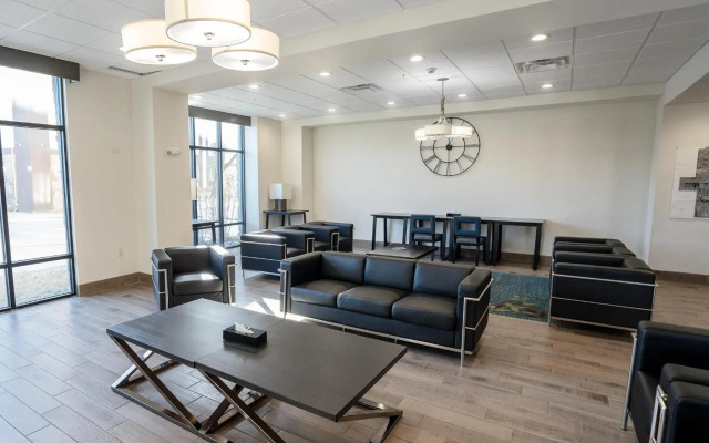 Atrium Hotel and Suites DFW Airport South